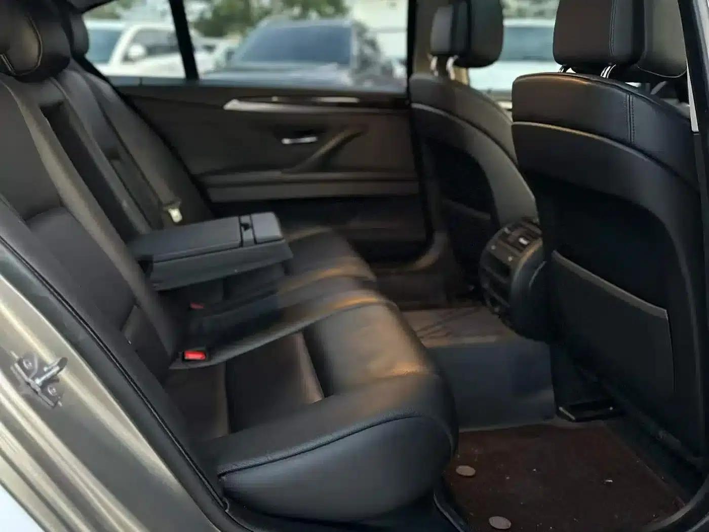 BMW 5 Series 2012 523Li Leading Edition — миниатюра 7