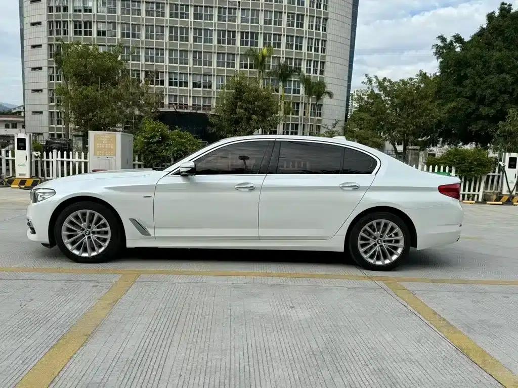 2018 BMW 5 Series 530Li Leading Luxury Package — миниатюра 3