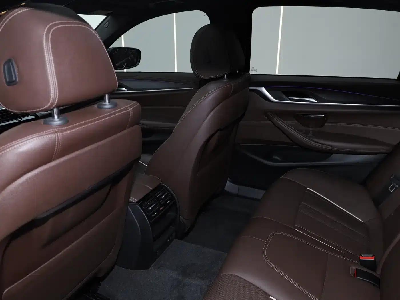 BMW 5 Series 2022 Facelift II 530Li Leading Model M Sport Package — миниатюра 26