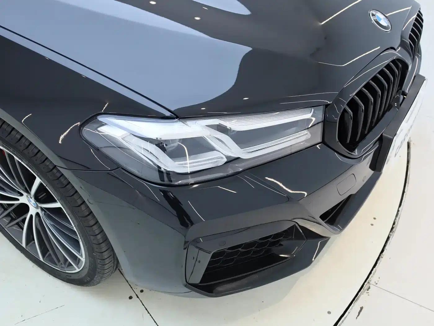 BMW 5 Series 2022 Facelift II 530Li Leading Model M Sport Package — миниатюра 27