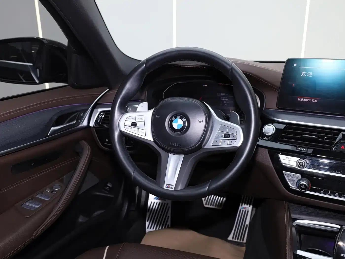 BMW 5 Series 2022 Facelift II 530Li Leading Model M Sport Package — миниатюра 30