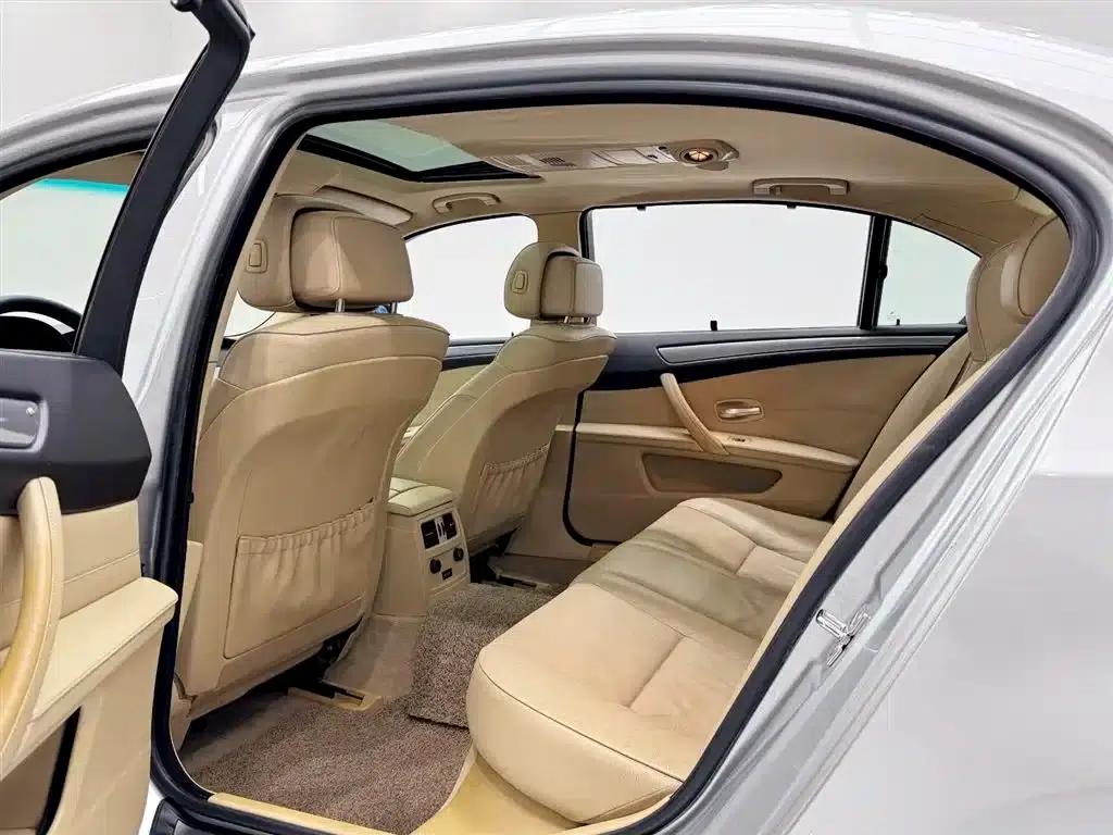 BMW 5 Series 2008 523Li Luxury — миниатюра 8