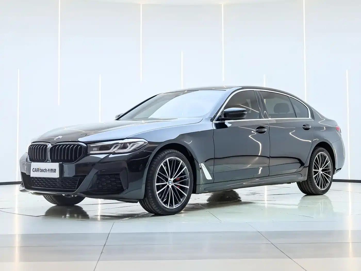 BMW 5 Series 2022 Facelift II 530Li Leading Model M Sport Package — миниатюра 1