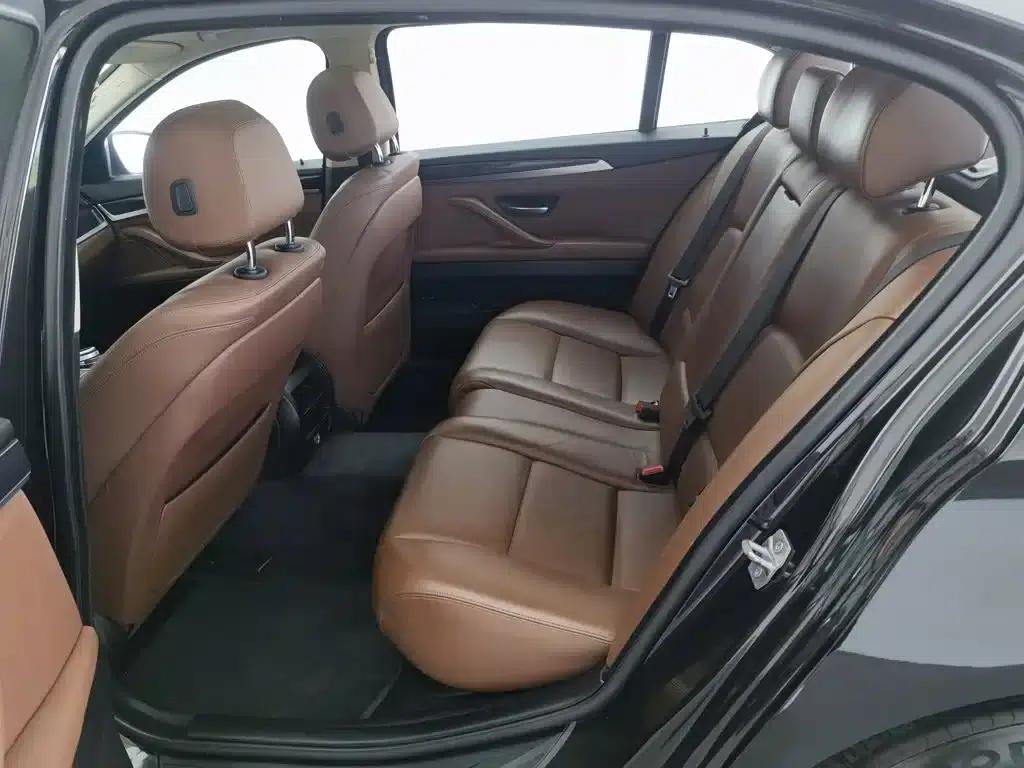 2014 BMW 5 Series 520Li Elegant Edition — миниатюра 15