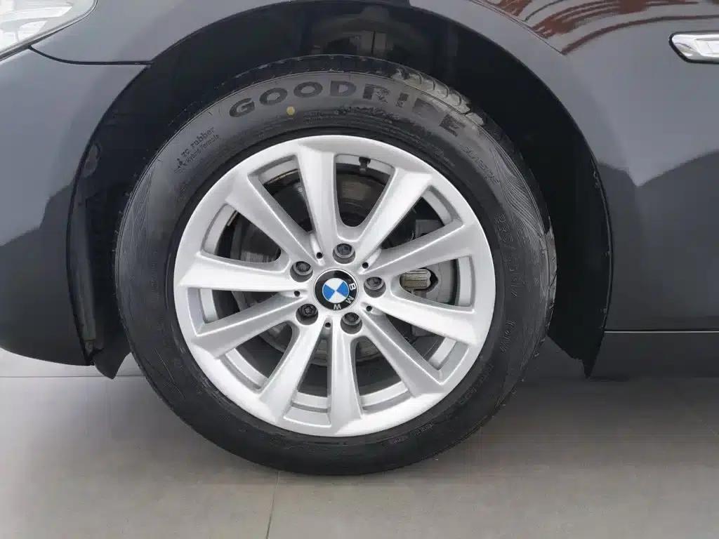 2014 BMW 5 Series 520Li Elegant Edition — миниатюра 17