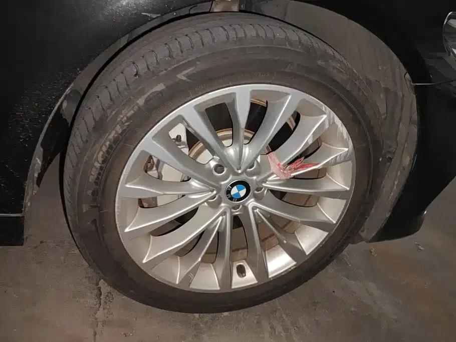 2019 BMW 5 Series 530Li xDrive Luxury Package — миниатюра 6