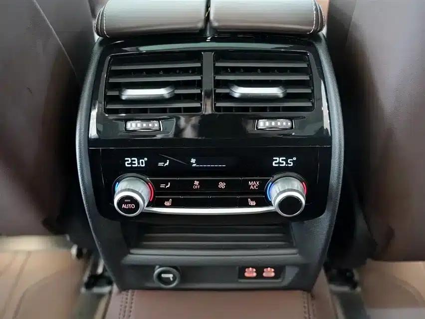 BMW 5 Series 2020 530Li Luxury Package — миниатюра 12