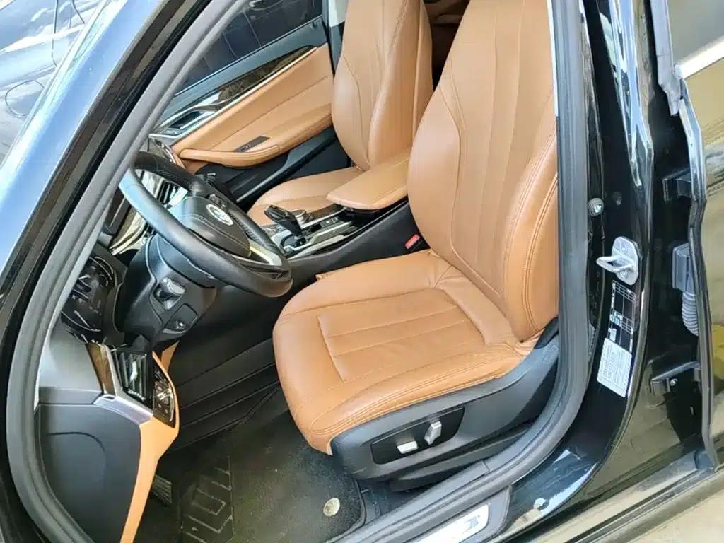 BMW 5 Series 2018 528Li Launch Special Edition — миниатюра 15