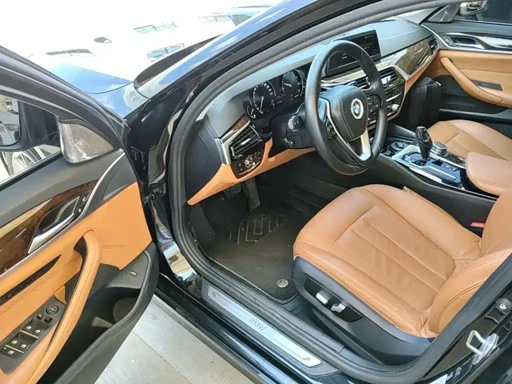 BMW 5 Series 2018 528Li Launch Special Edition — миниатюра 16