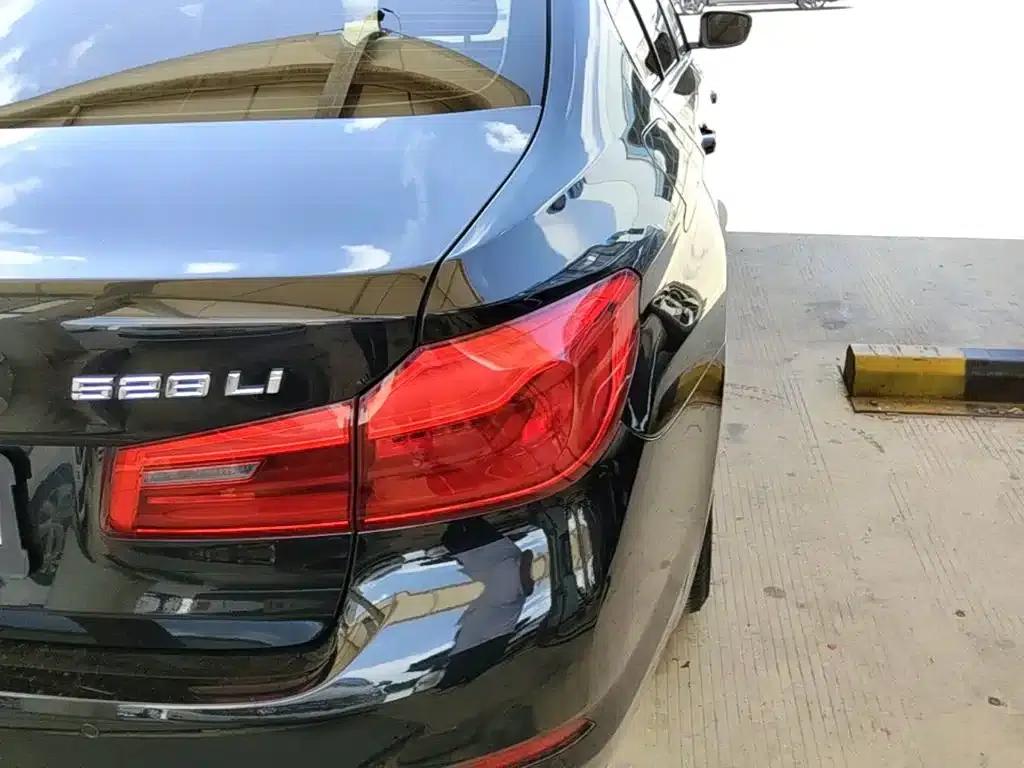 BMW 5 Series 2018 528Li Launch Special Edition — миниатюра 8