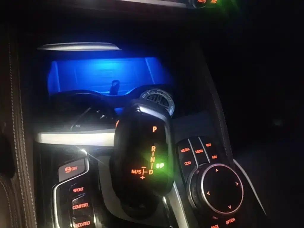 BMW 5 Series 2019 Facelift 530Li Luxury Package — миниатюра 14