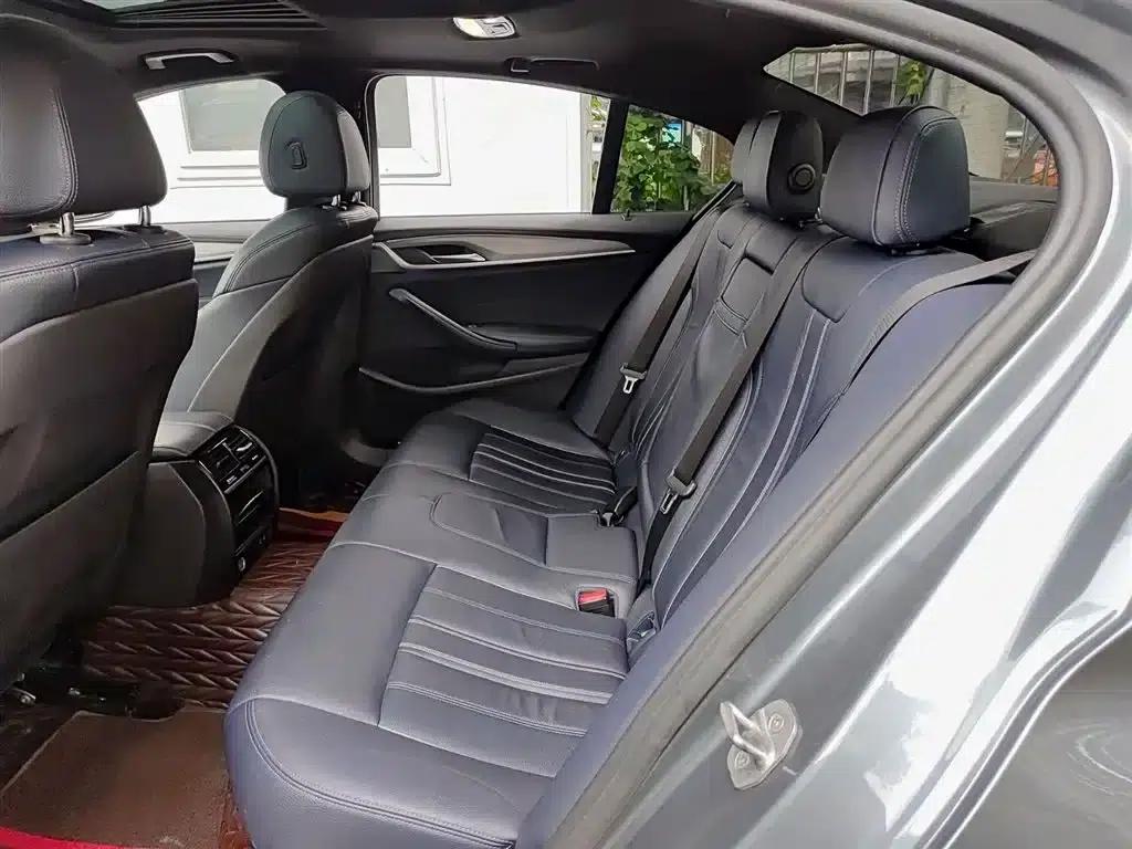 2020 BMW 5 Series Imported Model 525i M Sport Package — миниатюра 8