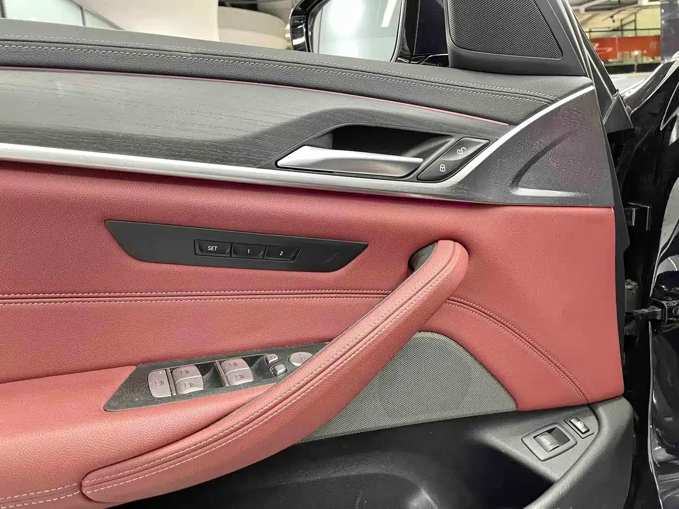 BMW 5 Series PHEV 2022 Facelift 535Le M Sport Package — миниатюра 13