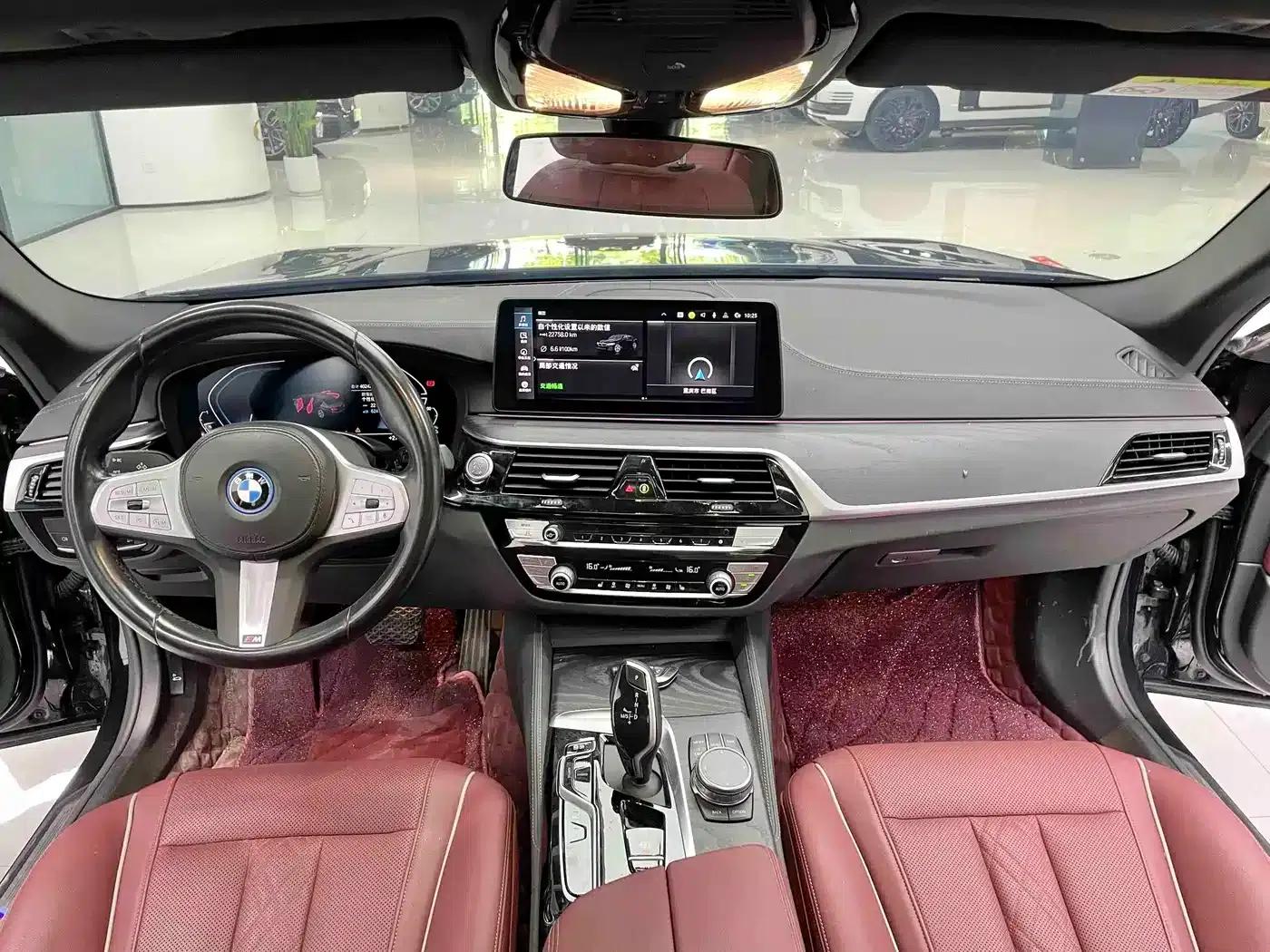 BMW 5 Series PHEV 2022 Facelift 535Le M Sport Package — миниатюра 4