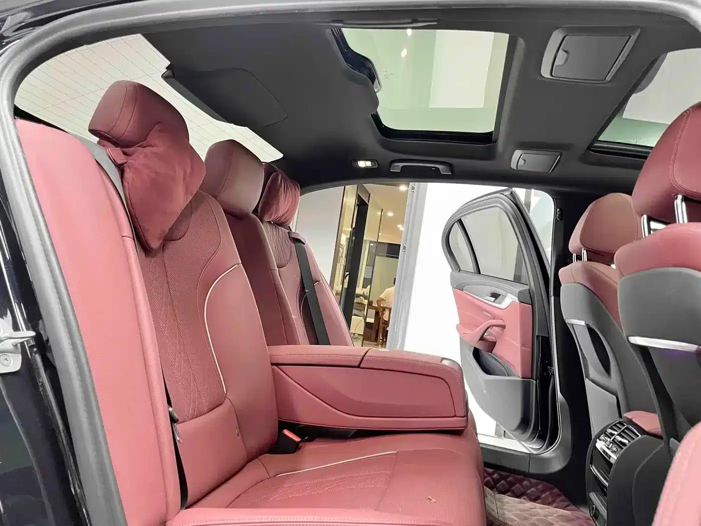 BMW 5 Series PHEV 2022 Facelift 535Le M Sport Package — миниатюра 7