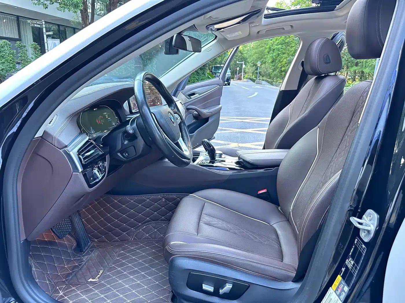 BMW 5 Series PHEV 2021 535Le Luxury Package — миниатюра 12