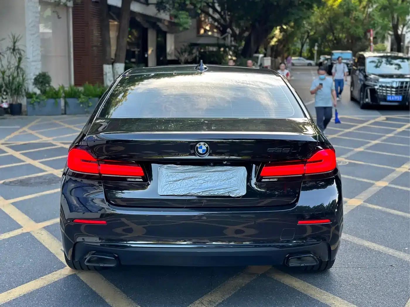 BMW 5 Series PHEV 2021 535Le Luxury Package — миниатюра 5