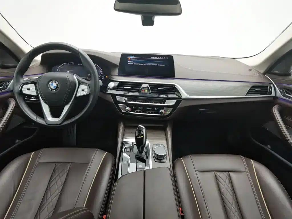 BMW 5 Series PHEV 2020 Mileage Upgrade Edition 530Le Luxury Package — миниатюра 5