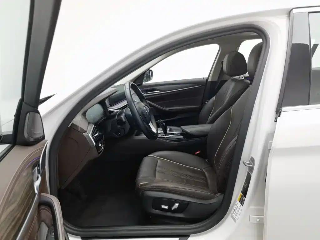 BMW 5 Series PHEV 2020 Mileage Upgrade Edition 530Le Luxury Package — миниатюра 10