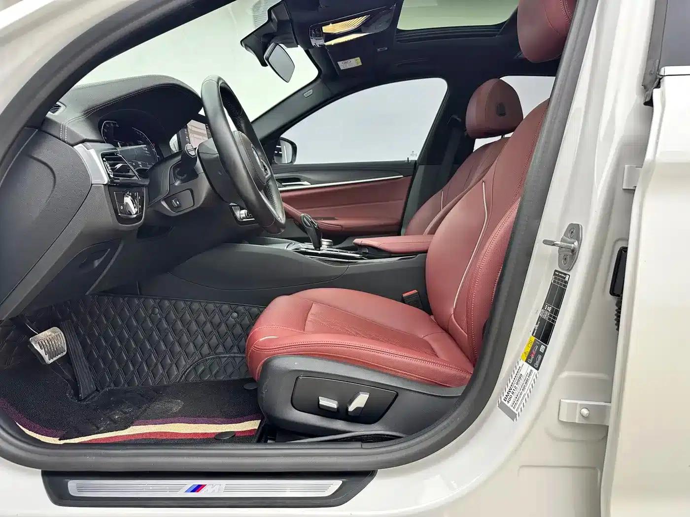 BMW 5 Series PHEV 2022 535Le M Sport Package — миниатюра 7