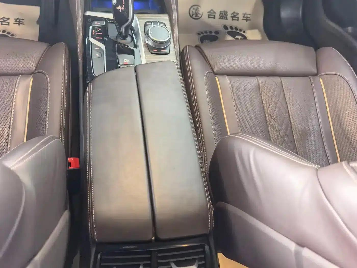 BMW 5 Series PHEV 2020 Mileage Upgrade Edition 530Le Pioneer Edition — миниатюра 16