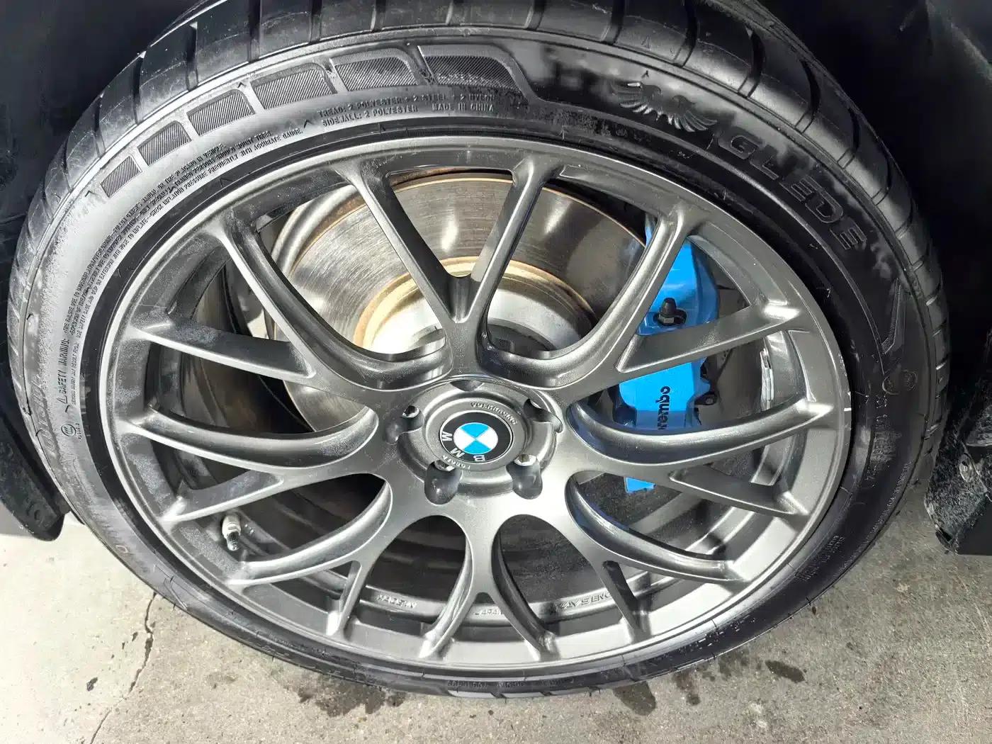 BMW 5 Series PHEV 2020 Mileage Upgrade Edition 530Le Pioneer Edition — миниатюра 8