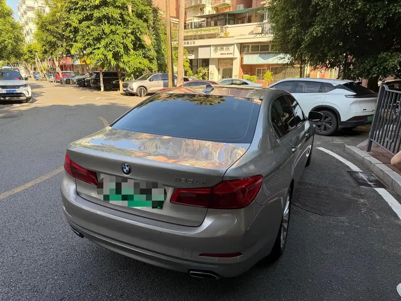 BMW 5 Series PHEV 2020 530Le Pioneer Edition — миниатюра 4