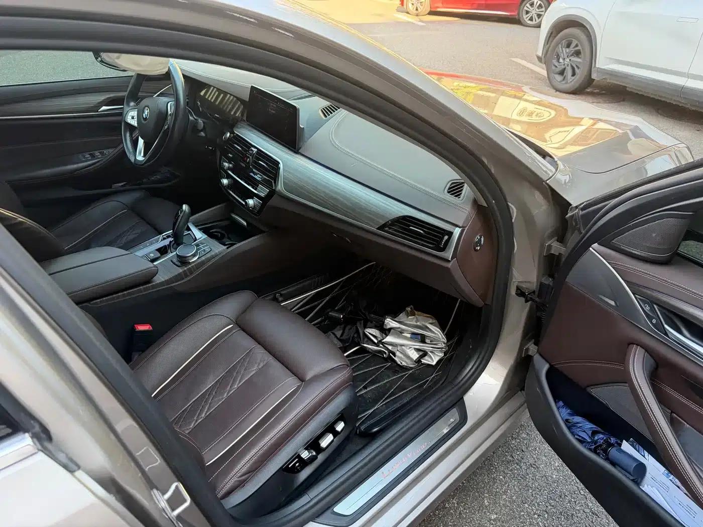 BMW 5 Series PHEV 2020 530Le Pioneer Edition — миниатюра 9