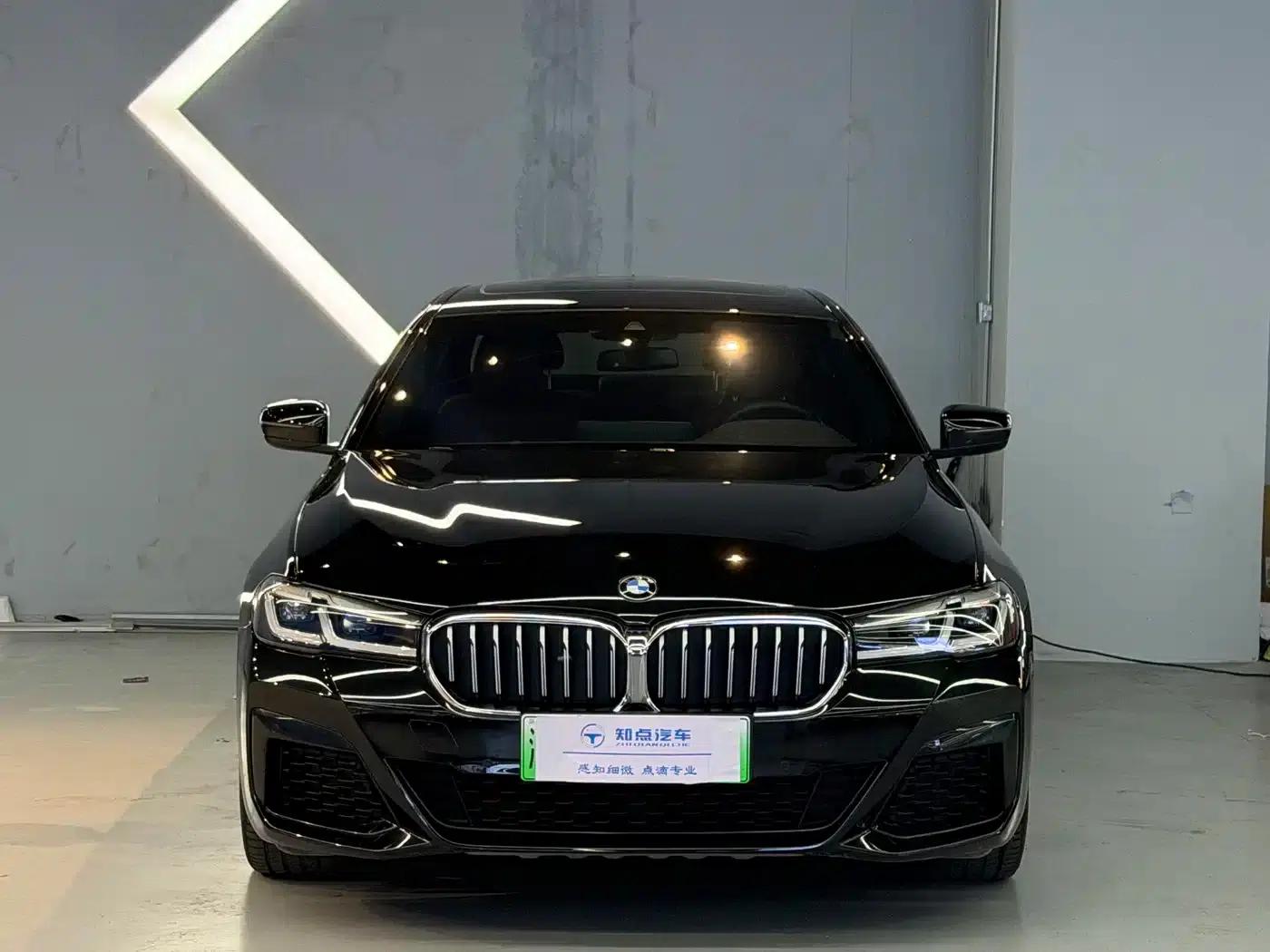 BMW 5 Series PHEV 2021 535Le M Sport Package — миниатюра 2