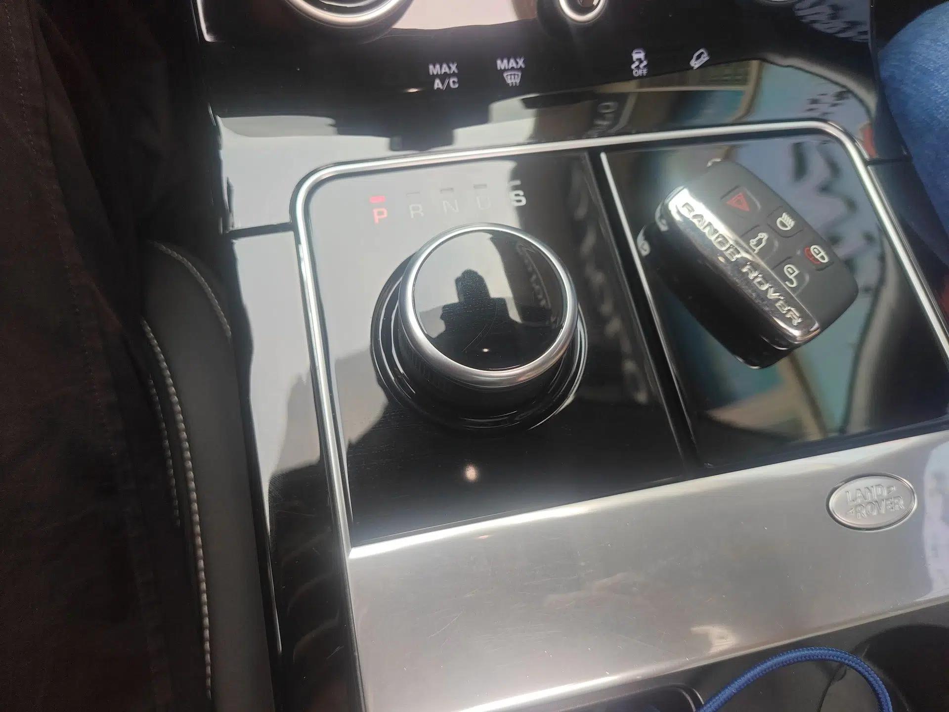 Land Rover Range Velar 2018 P250 S — миниатюра 13