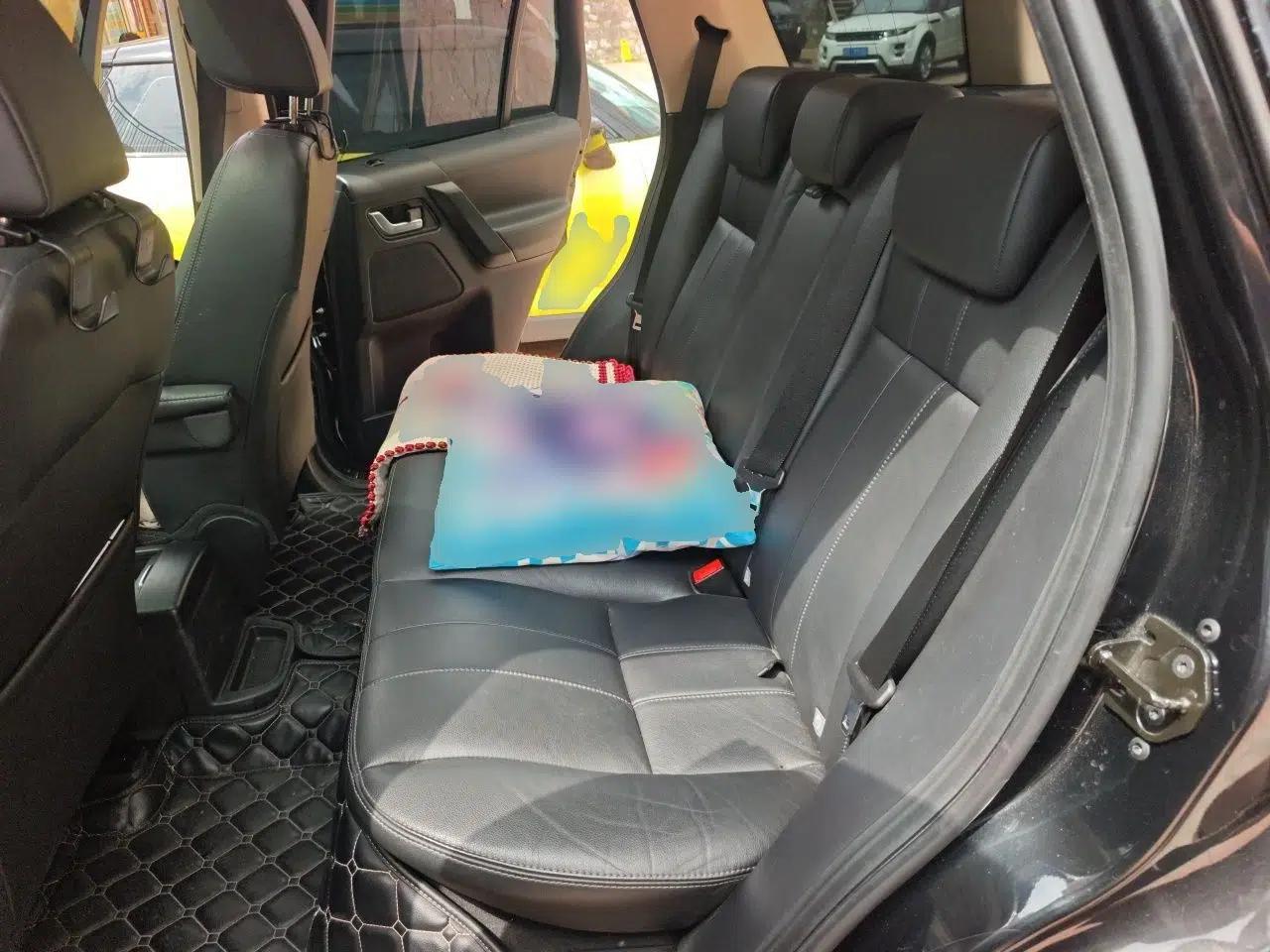 Land Rover Freelander 2 2014 2.0T Si4 SE Gasoline Version — миниатюра 17