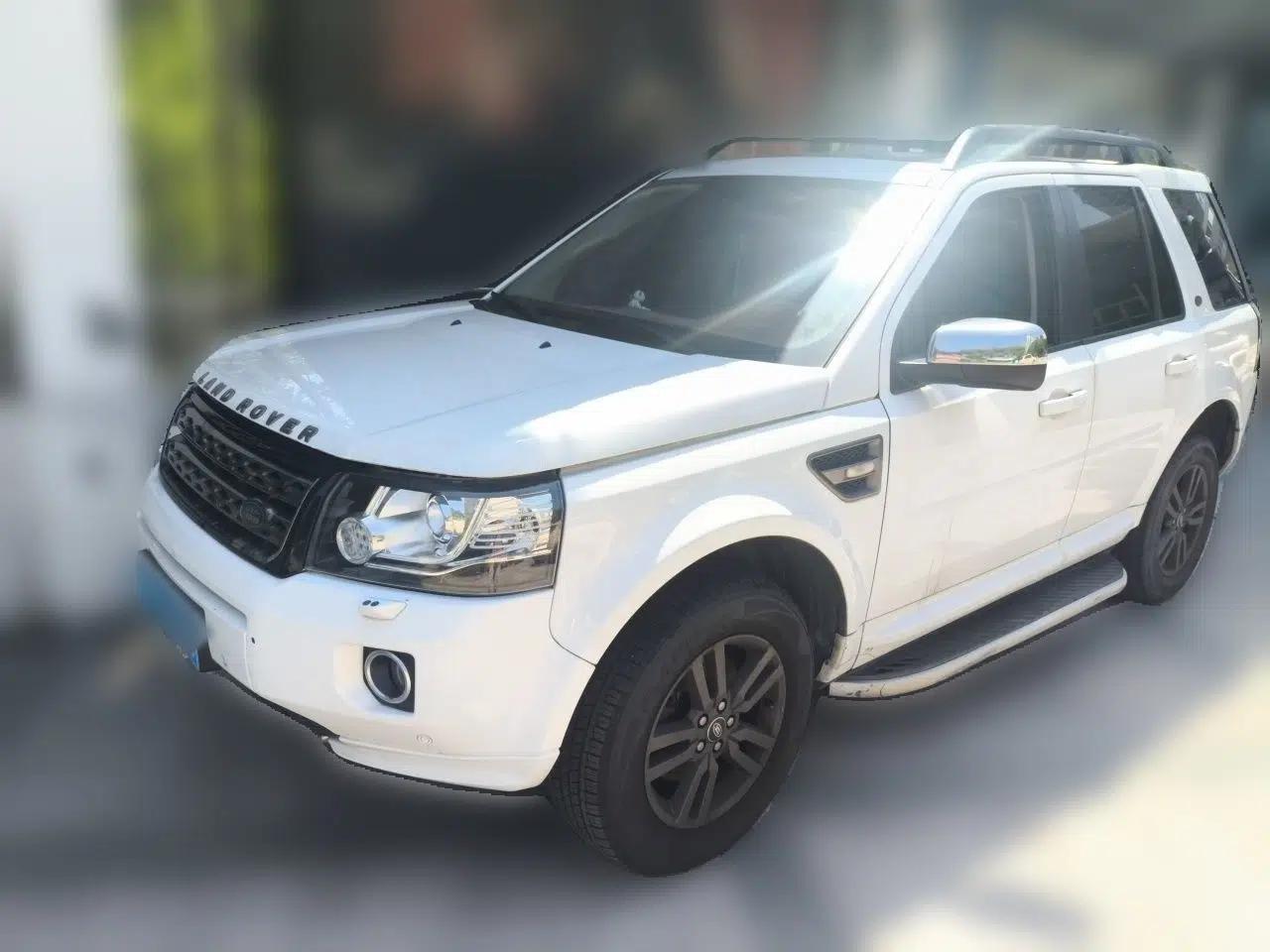 Land Rover Freelander 2 2015 2.0T Si4 XS Collection Edition — миниатюра 1