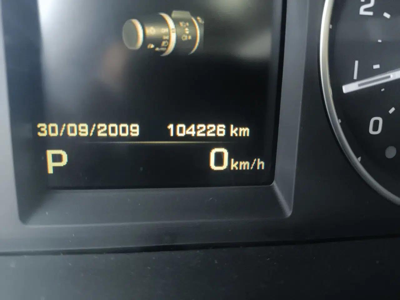 Land Rover Freelander 2 2015 2.0T Si4 XS Collection Edition — миниатюра 12
