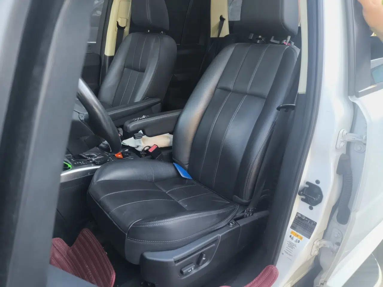 Land Rover Freelander 2 2015 2.0T Si4 XS Collection Edition — миниатюра 15