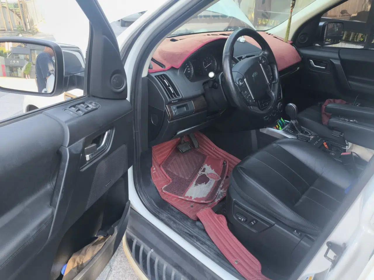 Land Rover Freelander 2 2015 2.0T Si4 XS Collection Edition — миниатюра 16