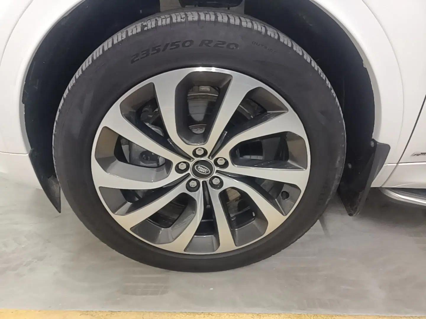 Land Rover Discovery Sport New Energy 2022 P300e Performance Tech Edition — миниатюра 10