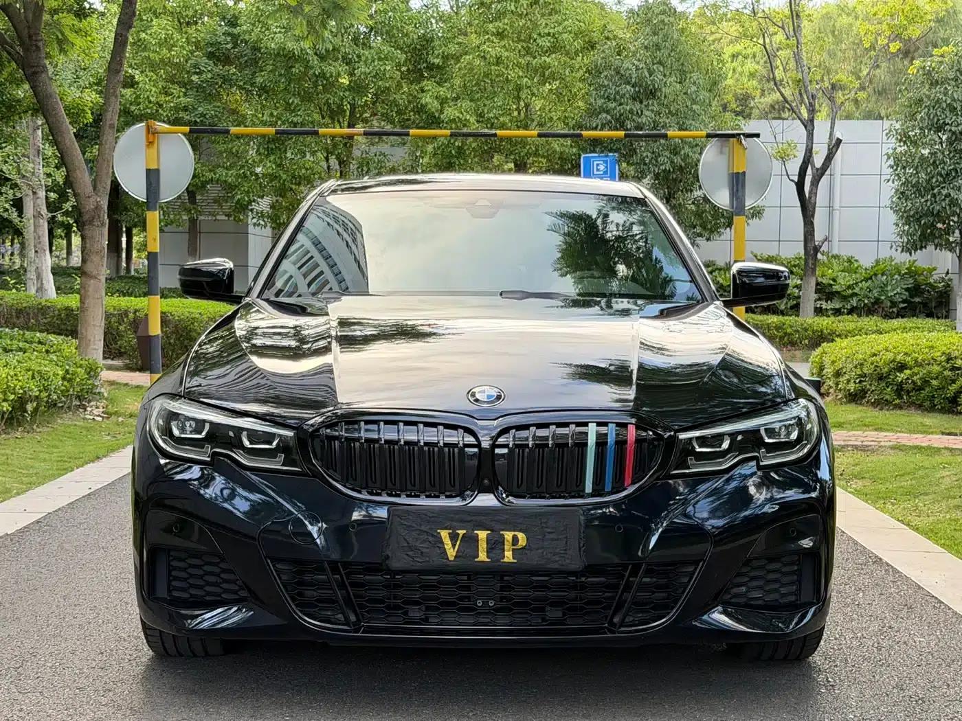 2021 BMW 3 Series 325Li M Sport Shadow Edition — миниатюра 1
