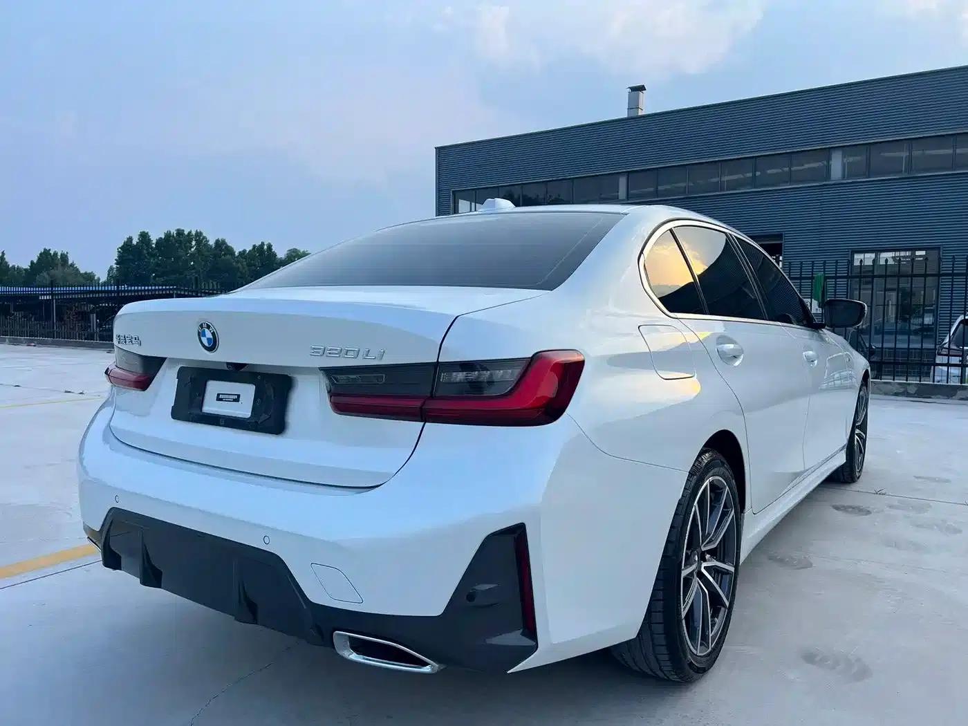 2023 BMW 3 Series 320Li M Sport Package — миниатюра 6