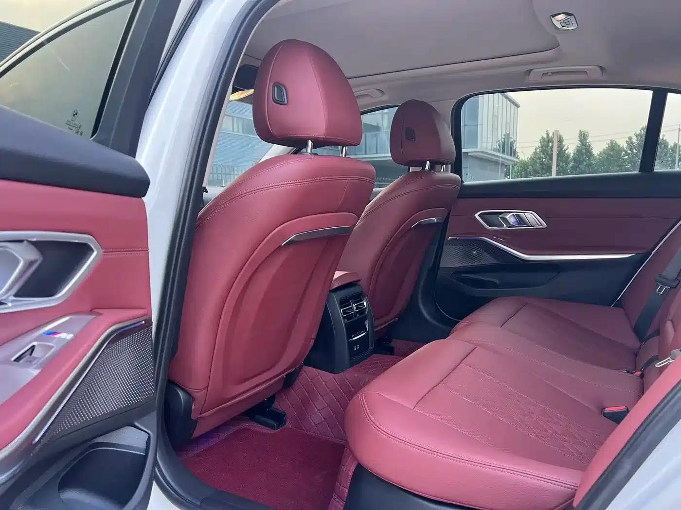 2023 BMW 3 Series 320Li M Sport Package — миниатюра 9