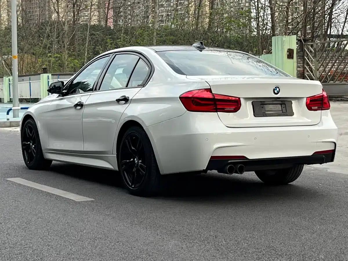 2019 BMW 3 Series 320i M Sport Package — миниатюра 7