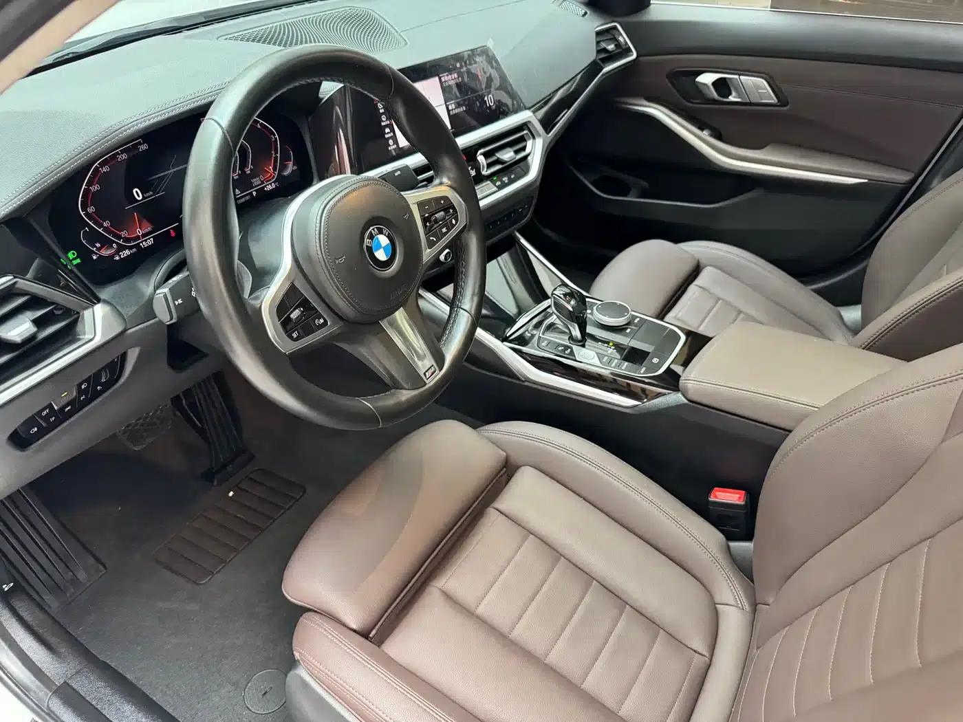 2020 BMW 3 Series 320Li M Sport Package — миниатюра 11