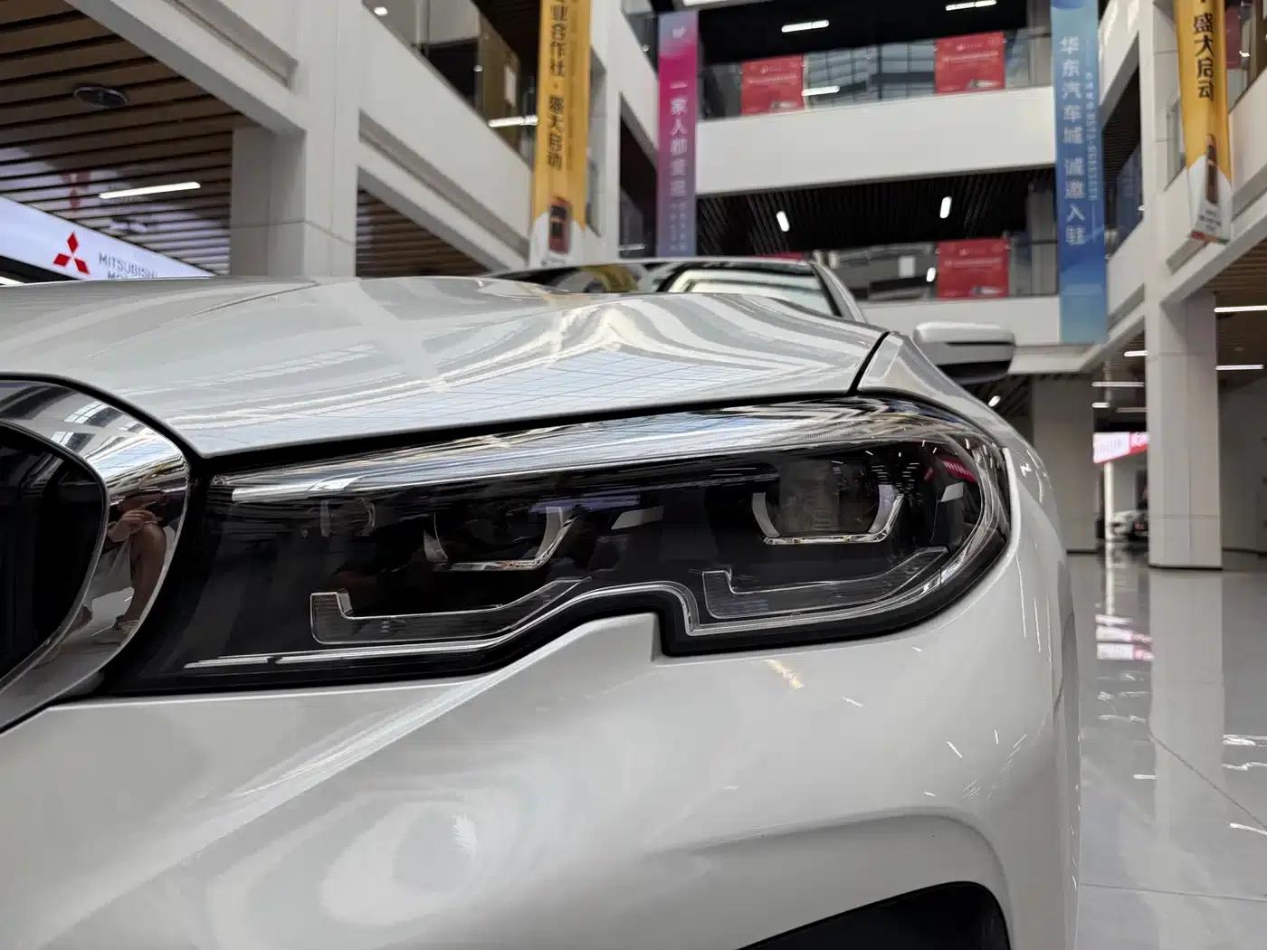 2020 BMW 3 Series 320Li M Sport Package — миниатюра 21