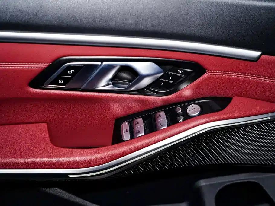 2024 BMW 3 Series 320Li M Sport Package — миниатюра 25