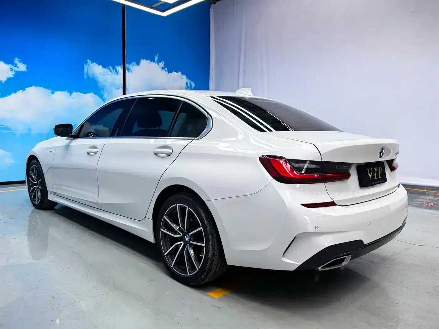 2022 BMW 3 Series 325Li M Sport Package — миниатюра 6