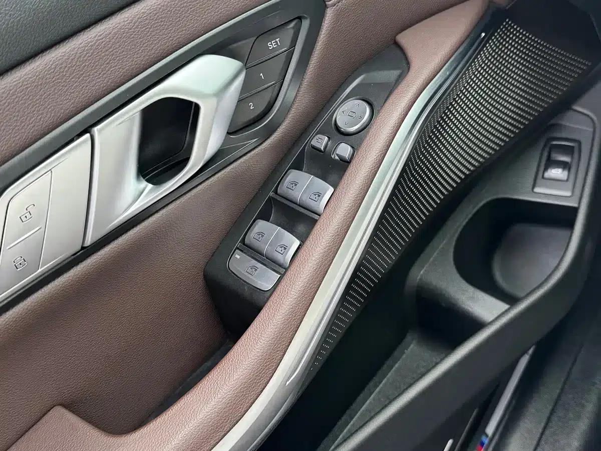 2022 BMW 3 Series Facelift 325Li M Sport Package — миниатюра 13