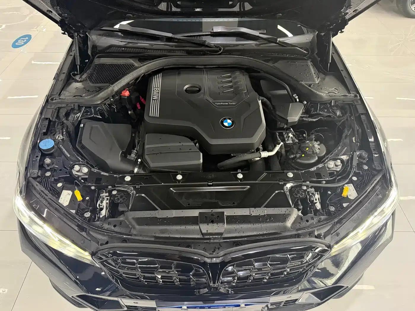 2023 BMW 3 Series 320Li M Sport Package — миниатюра 14
