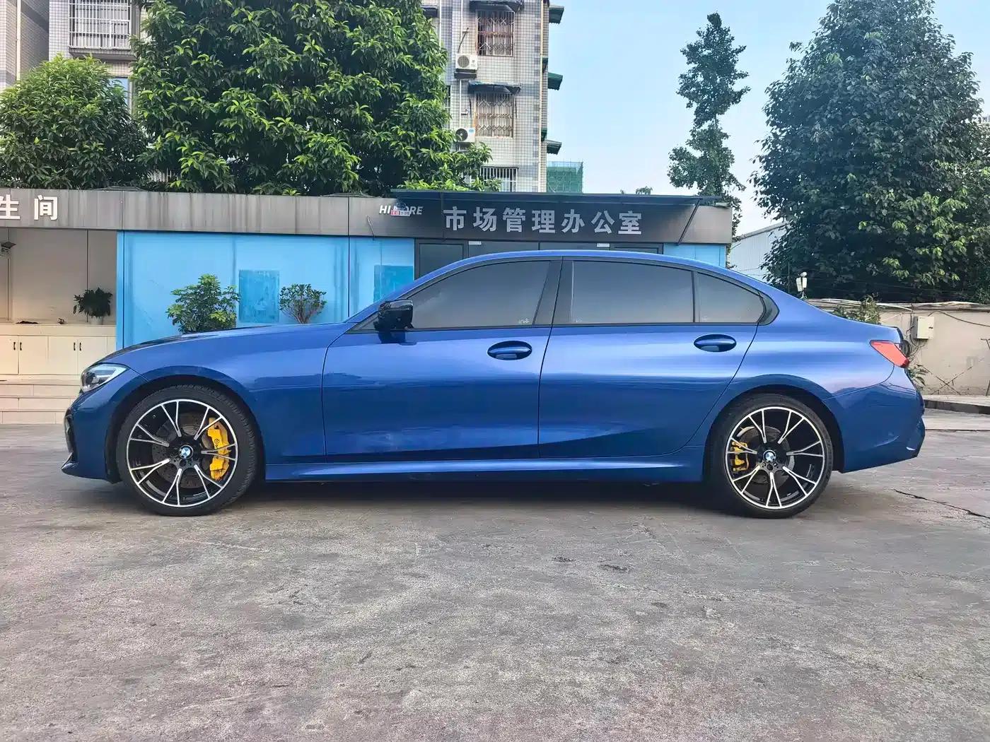 2020 BMW 3 Series 325Li M Sport Shadow Edition — миниатюра 4