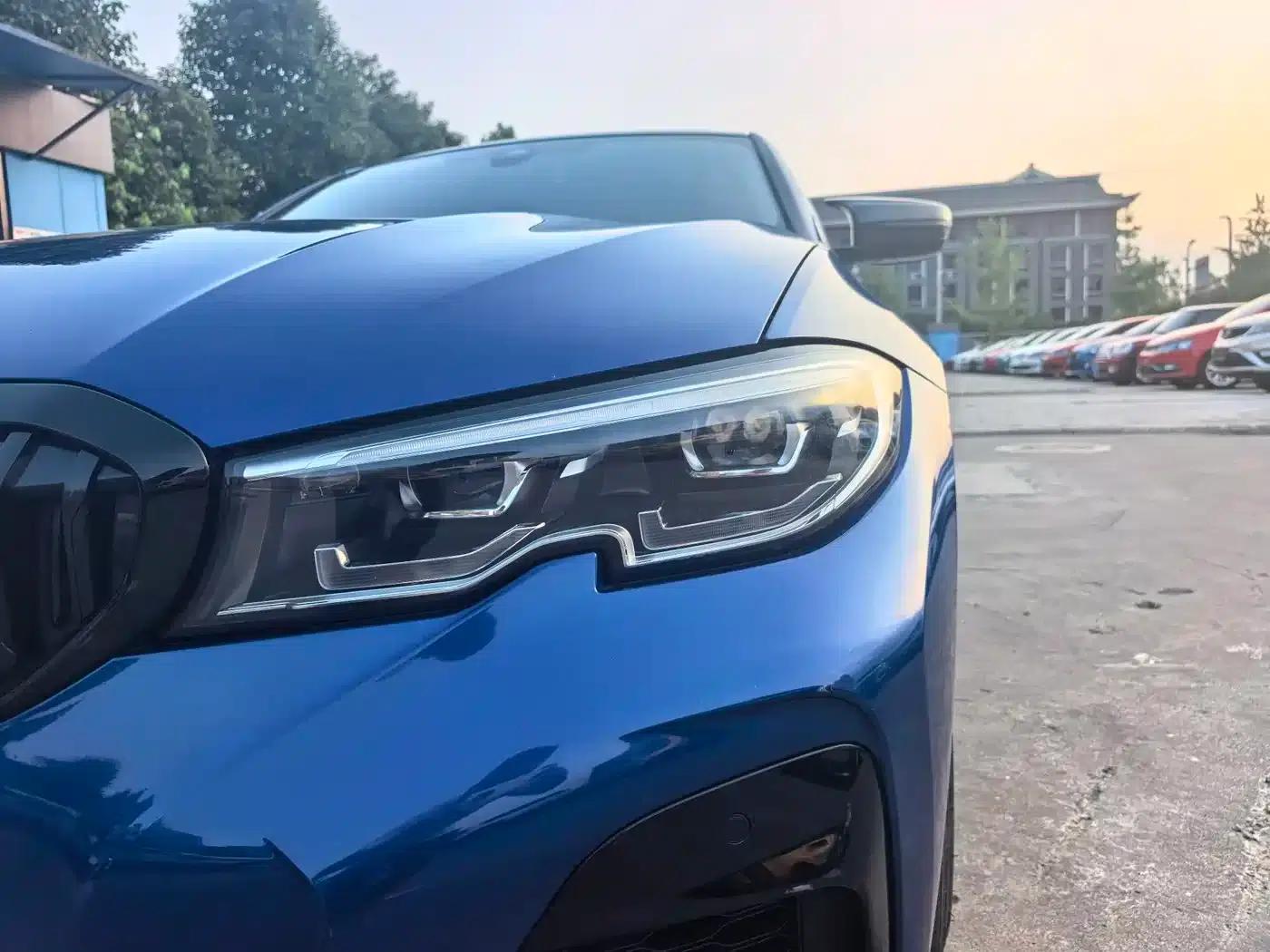 2020 BMW 3 Series 325Li M Sport Shadow Edition — миниатюра 9