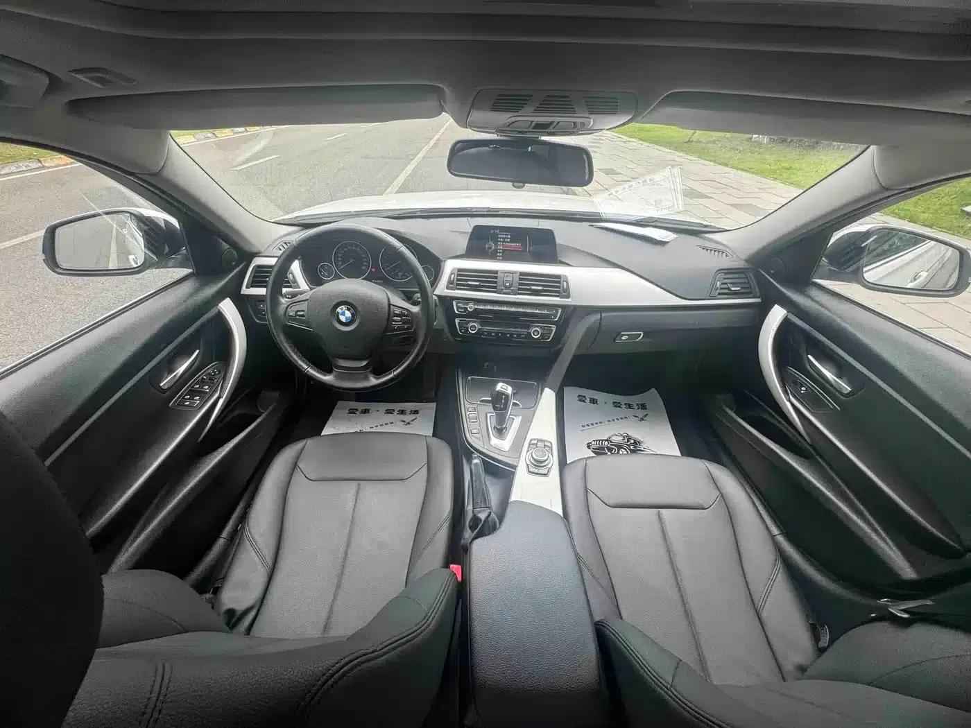 2016 BMW 3 Series 320Li Fashion Edition — миниатюра 14