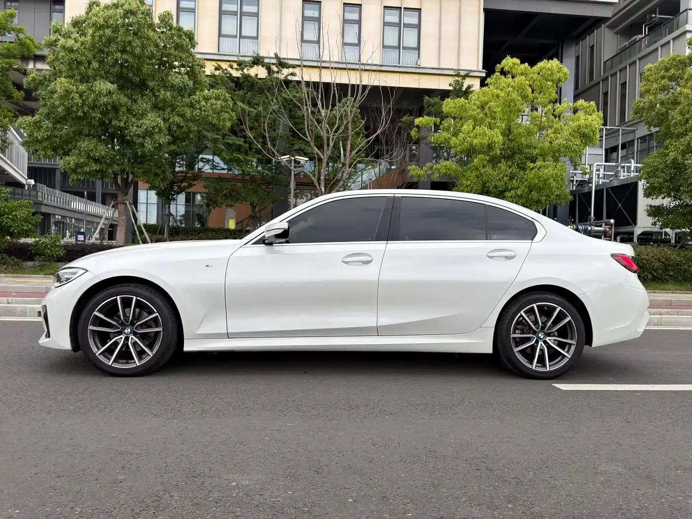 2022 BMW 3 Series Facelift 325Li M Sport Package — миниатюра 8